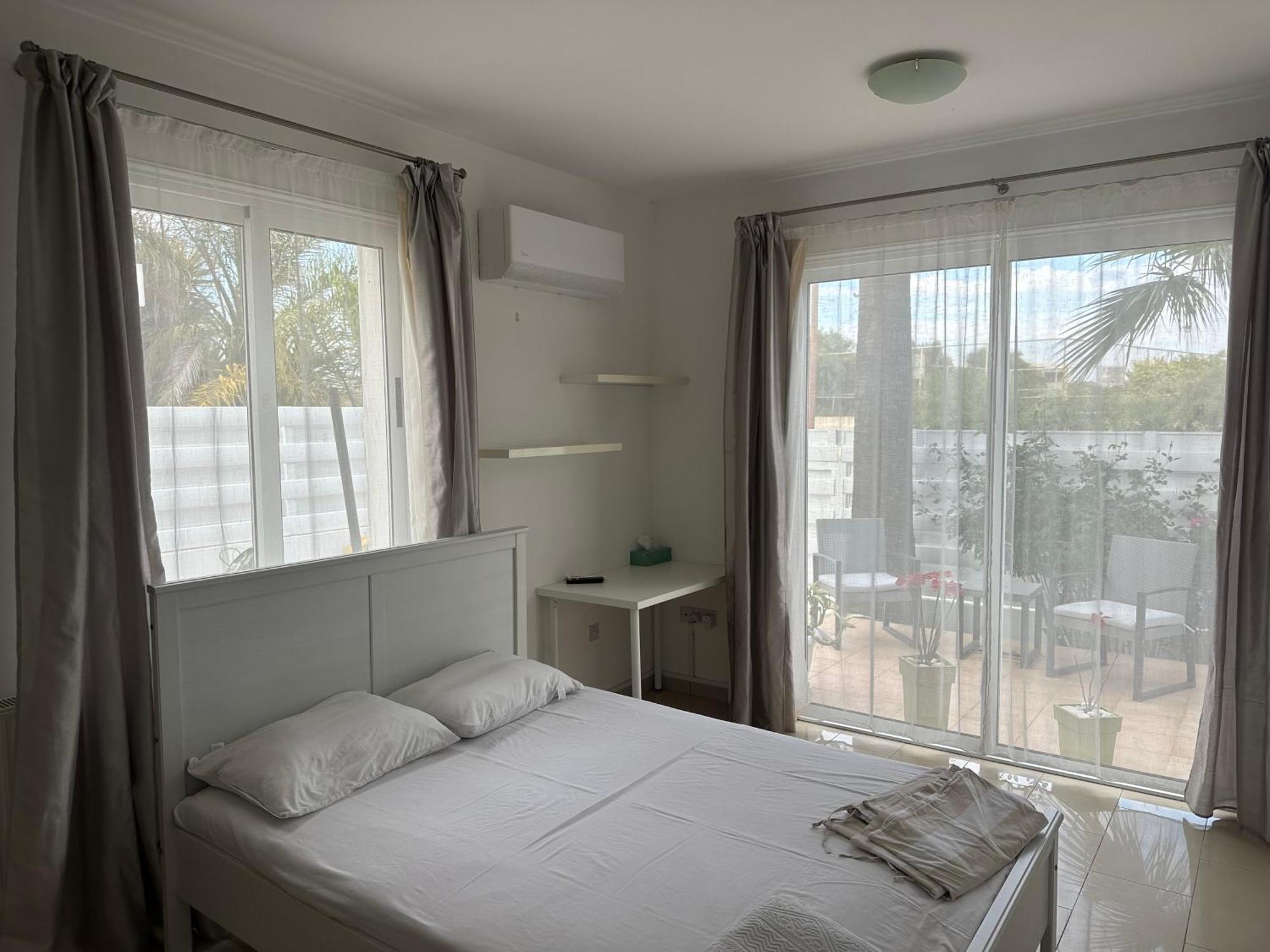 Villa Andy-350 M From The Beach Larnaca Exterior foto
